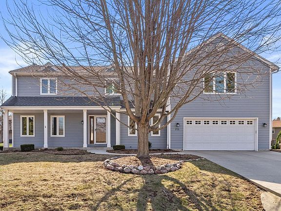 3rd image of 1721 Centennial LANE