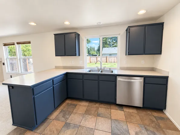4525 120th St NE #A, Marysville, WA 98271