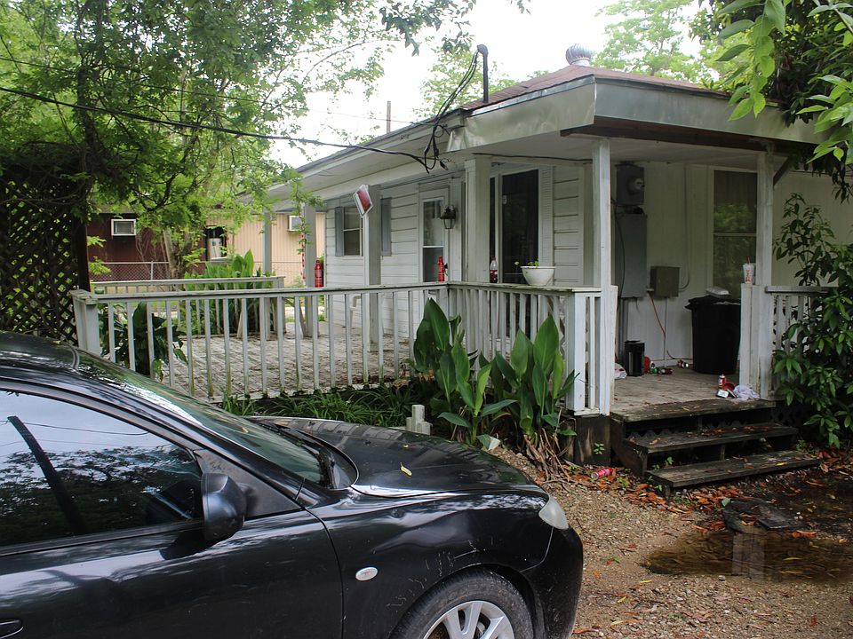 4 bedroom main house