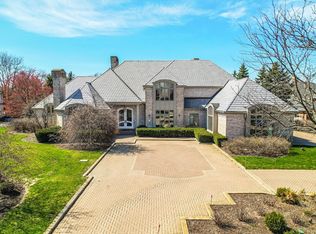 140 Braymore Ct, Inverness, IL 60010