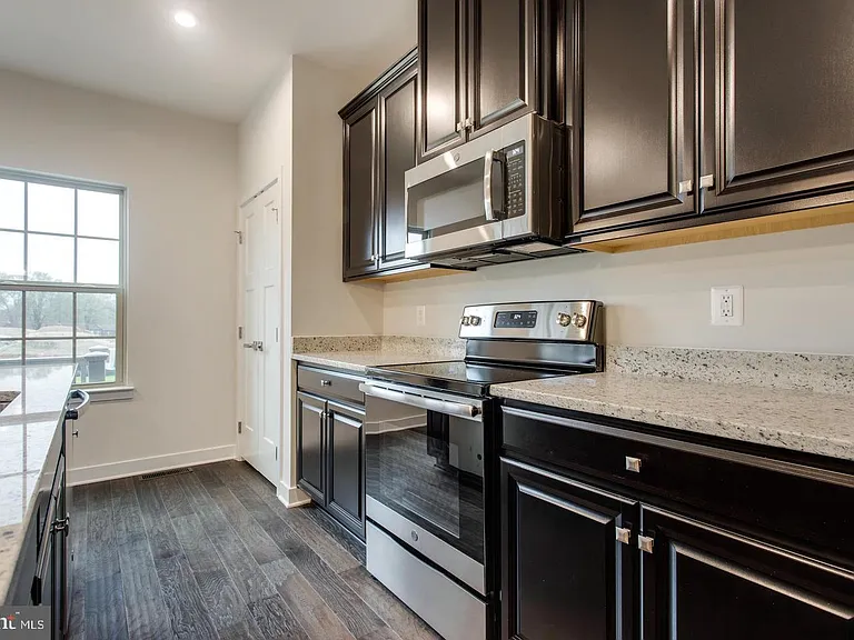 4515 Joseph Bristow Ln — Photo 12