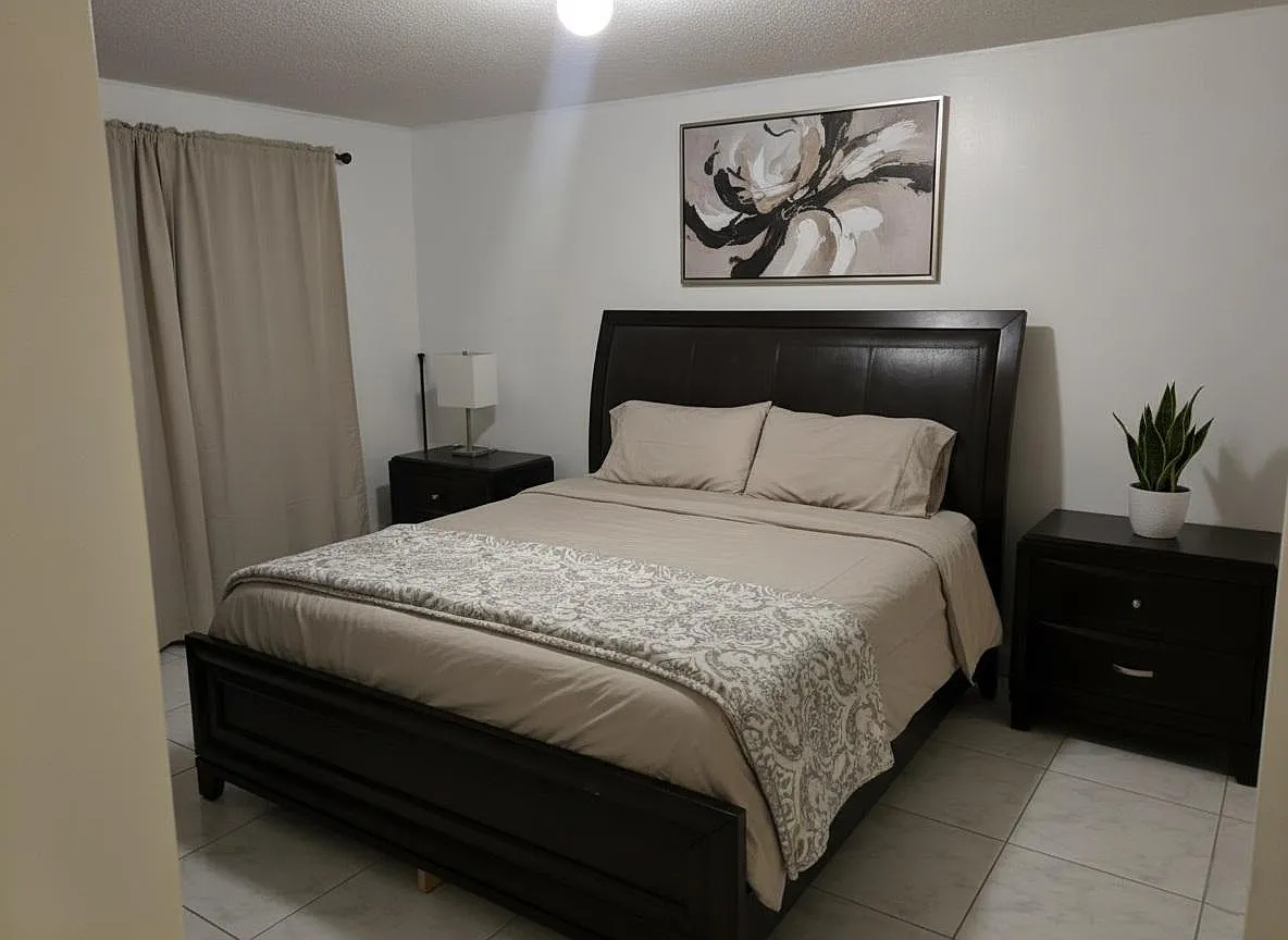 4 bed, 3.0 bath, 2400 sqft, $1,274 — Photo 1