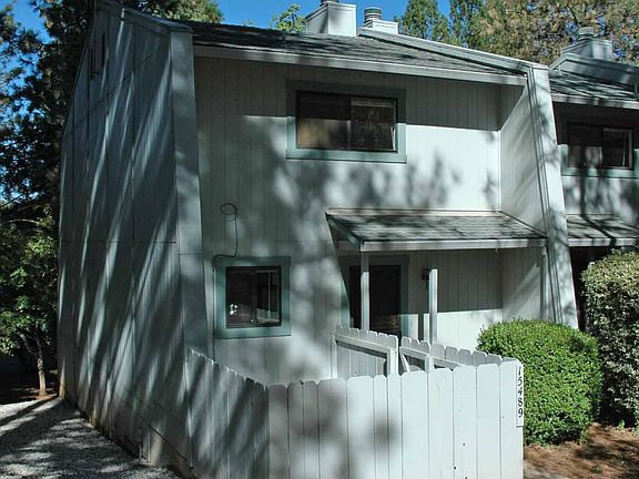 4th image of 15489 Kingsbury Cir