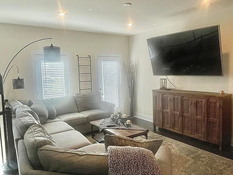 2840 Grand Union Way — Photo 6
