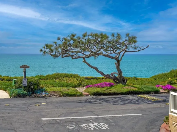 6524 Oceanview Dr, Carlsbad, CA 92011
