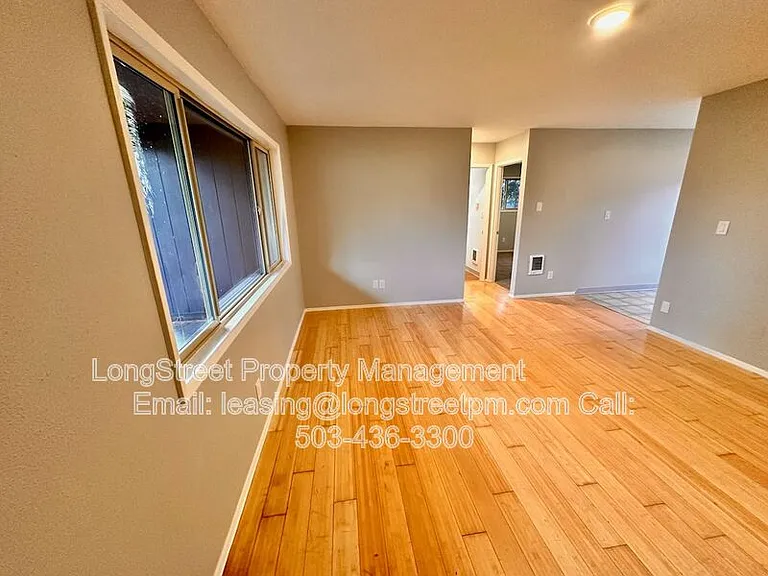 121 SE 30th Pl — Photo 8