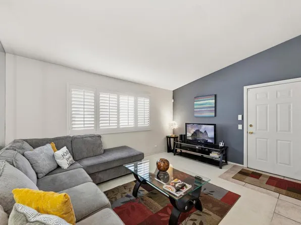 31200 Landau Blvd APT 304, Cathedral City, CA 92234