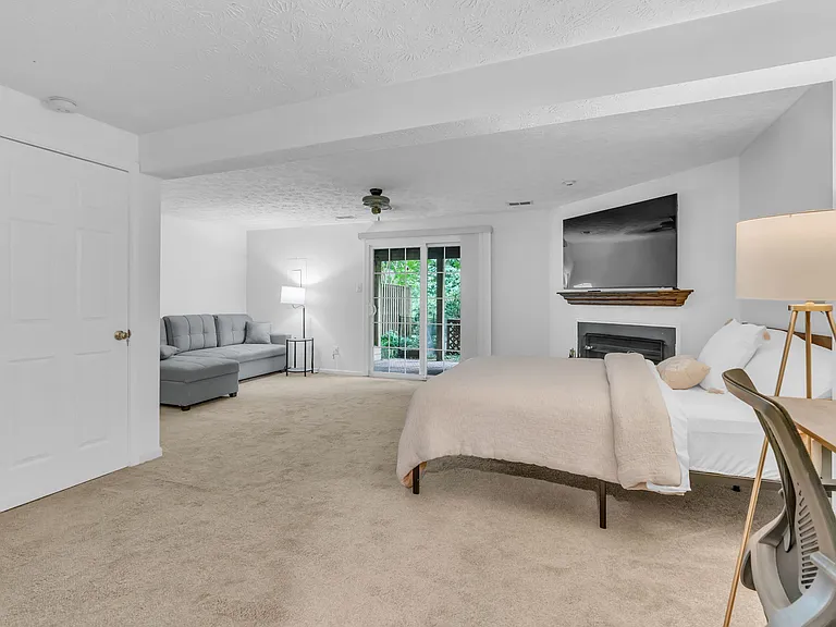 3874 Mohr Oak Ct — Photo 41