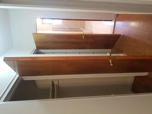 Rented by Max & Associates Realty Corp | media 10