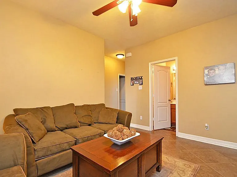 24562 Carlton Springs Ln — Photo 16