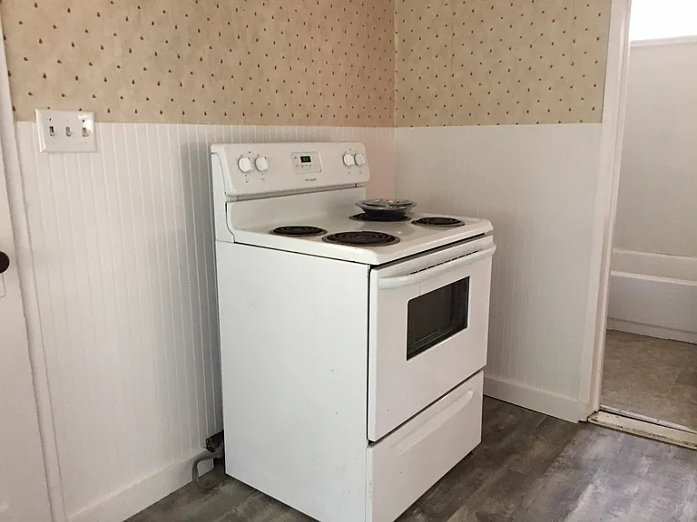 306 W 9th Ave — Photo 9