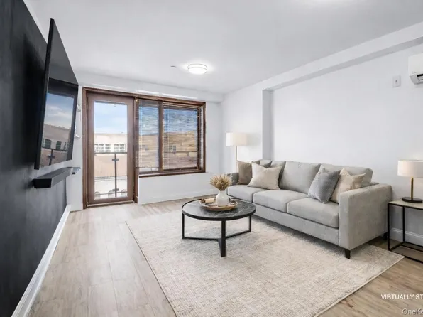 30-63 31st Street #605, Astoria, NY 11102