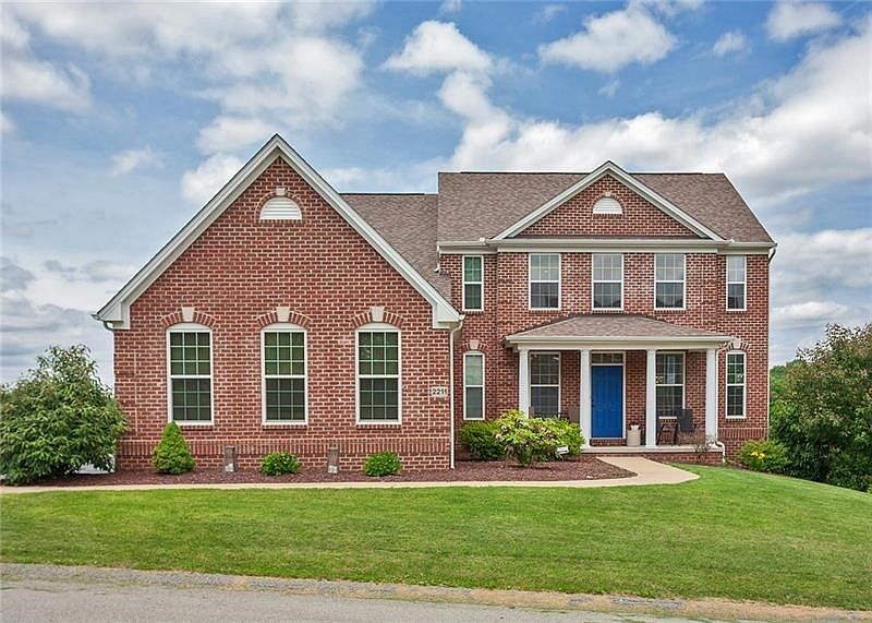 1st image of 2211 Trefoil Dr