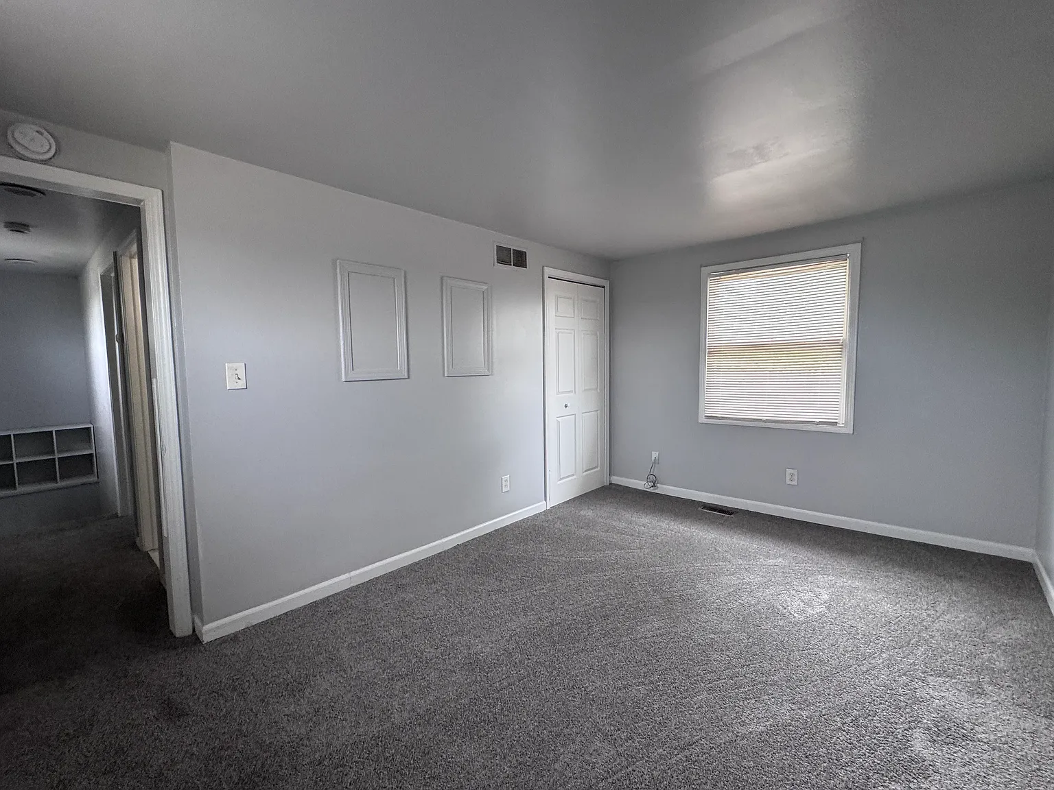 3 bed, 1400 sqft, $1,500 — Photo 3