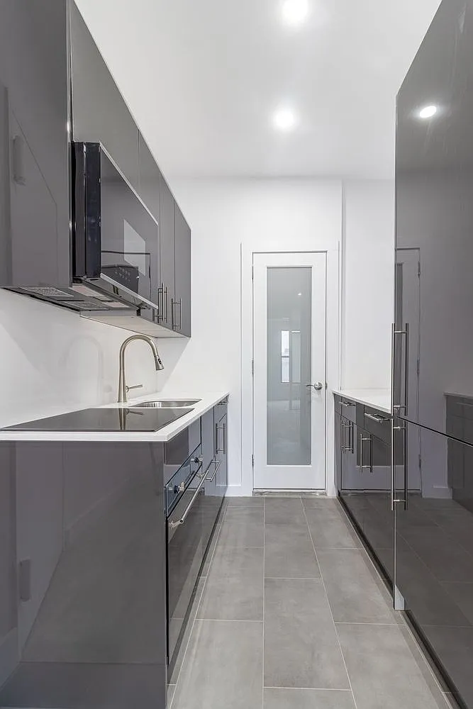 Building Photo - 105 Mac Dougal St #29