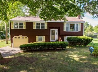 29 Howe St, Rochester, NH 03867