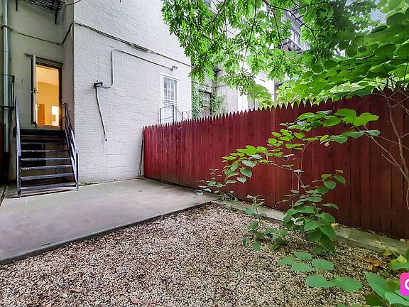 2nd image of 337 E 90th St APT 1