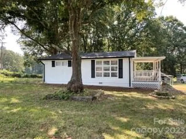 2241 Philadelphia Church Rd, Dallas, NC 28034