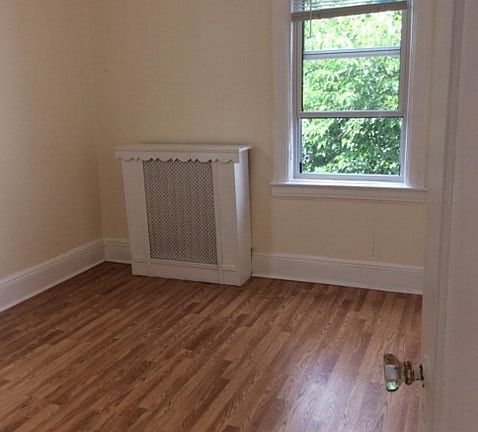 4th image of 6820 78th St #2