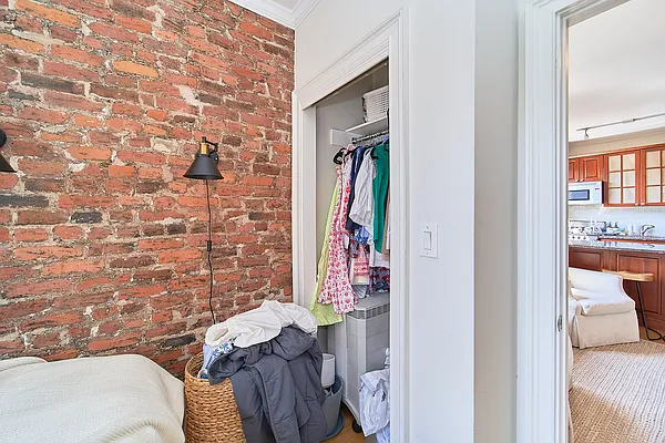 Rented by Living New York | media 9