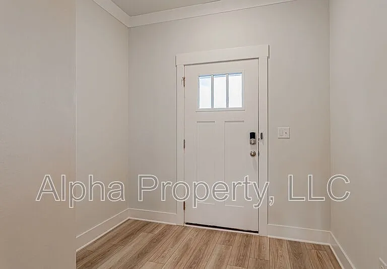 30 Mardale Ln — Photo 3
