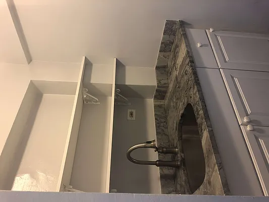 Rented by Contact Realty | media 10