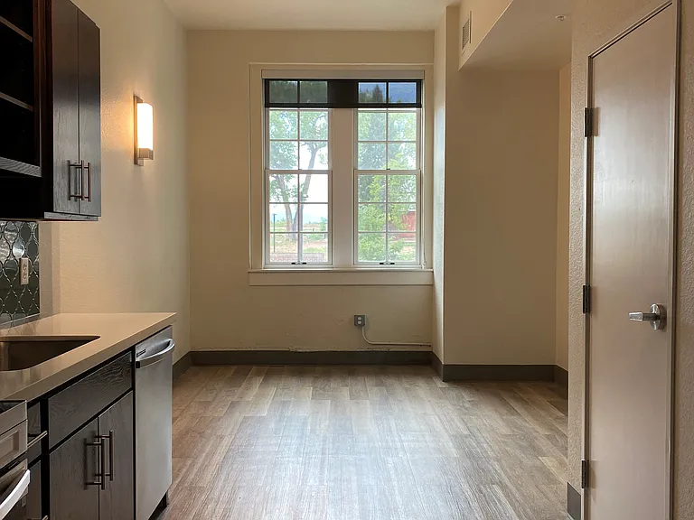 Pancratia Hall Lofts — Photo 9