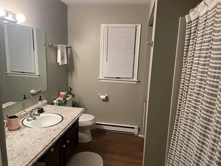 206 N Arch St — Photo 3