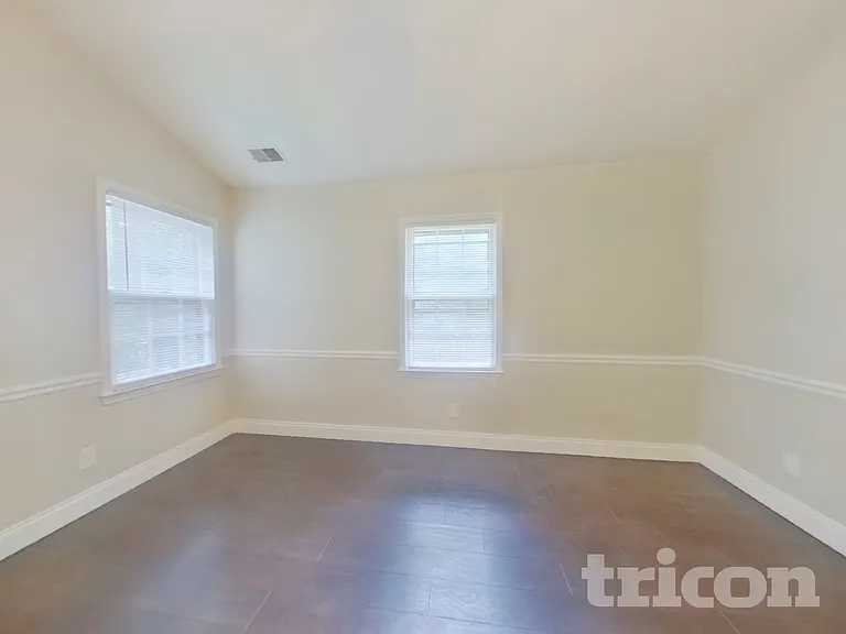 2254 Clonmel Pl — Photo 9