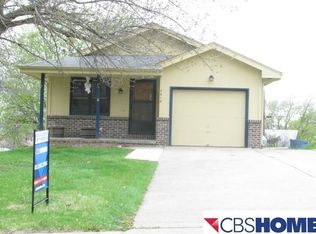 7518 S 50th St, Omaha, NE 68157