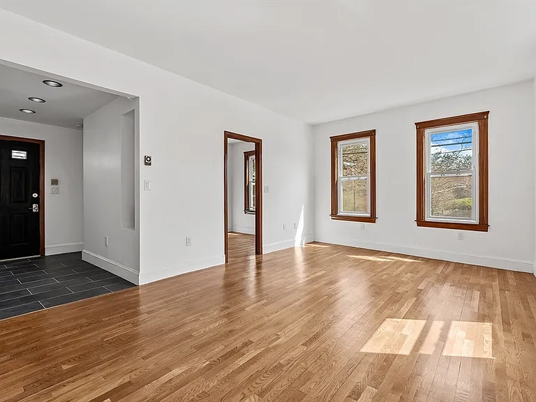 181-183 Lamartine St #1 — Photo 3