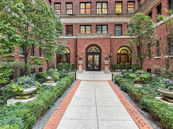 400 W Deming Pl APT 3L, Chicago, IL 60614