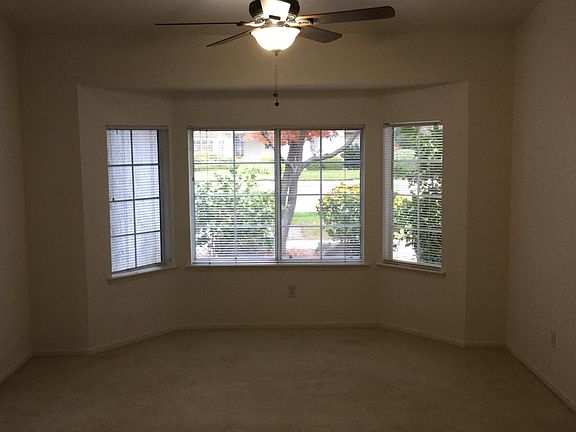 4th image of 1563 E Niles Ave #1