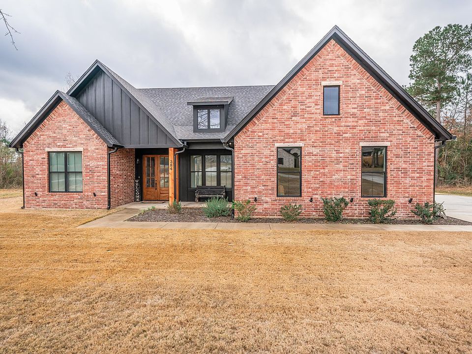 1st image of 384 Clara Ln