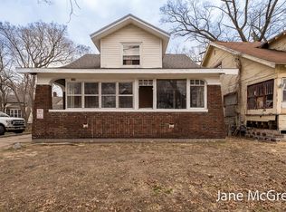 1350 Arthur St, Muskegon, MI 49442