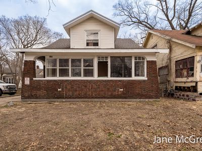 1350 Arthur St, Muskegon, MI, 49442