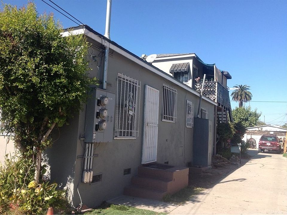 1st image of 1723 W 35th Pl #3