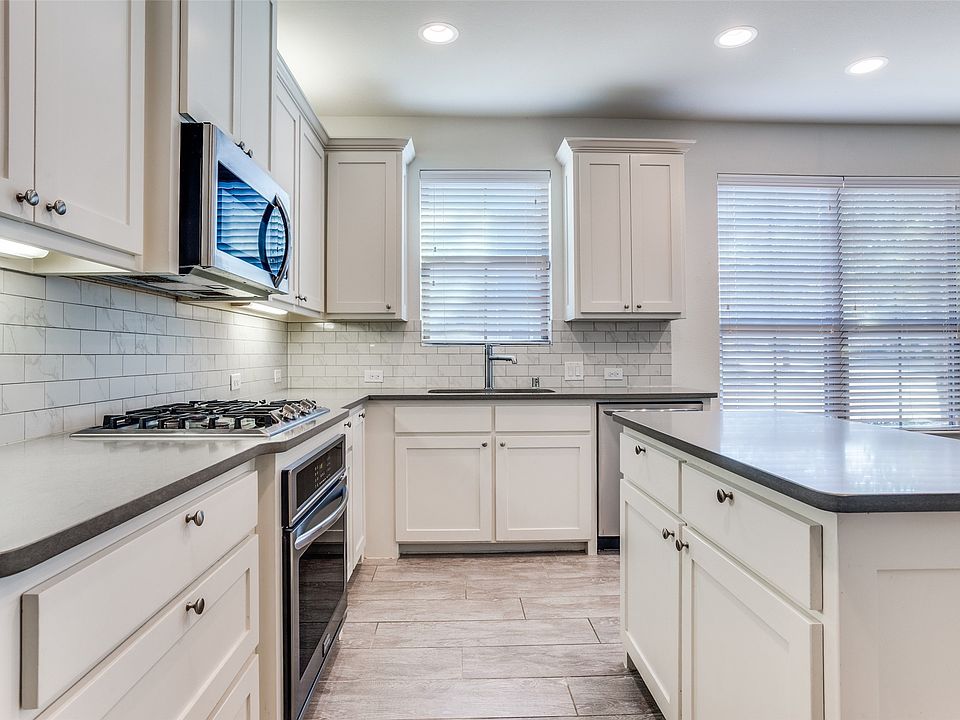 1st image of 7104 Huckleberry Dr