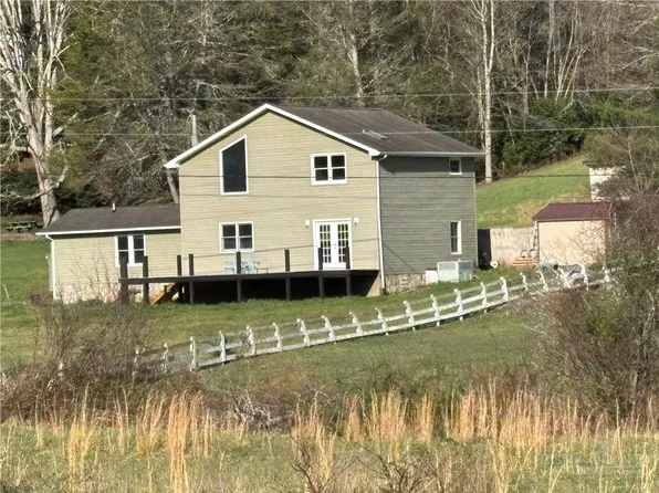 204 Deep Gap Estates Road, Fleetwood, NC 28626