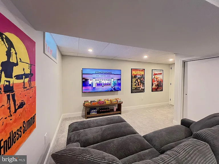 4735 Sheldon St — Photo 18