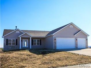 260 Fox Ridge Ln, Moscow Mills, MO 63362