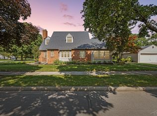 2402 Adams Blvd, Saginaw, MI 48602