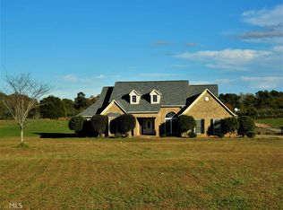 565 Trestle Rd, Locust Grove, GA 30248