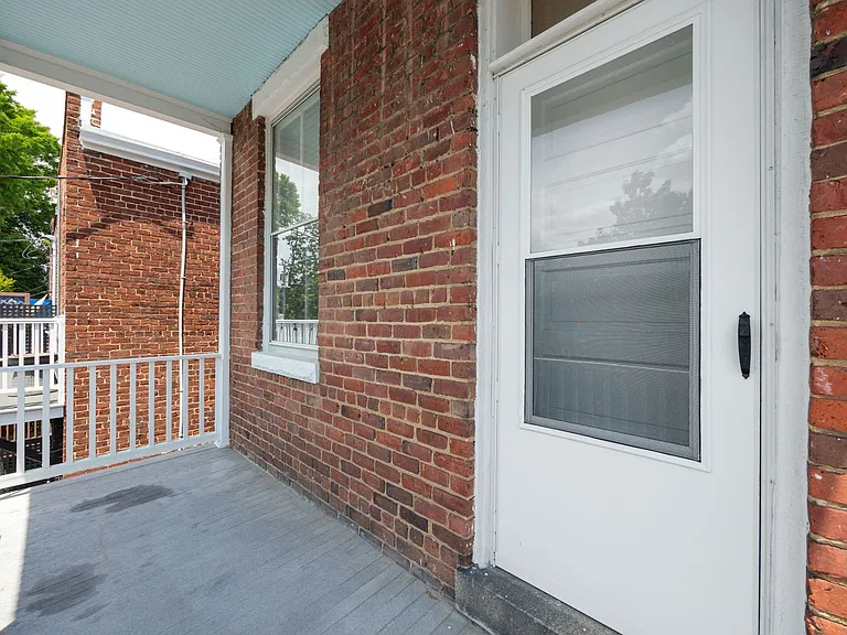 2713 W Grace St — Photo 34