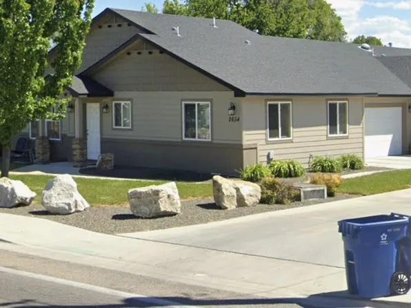 2652 N Maple Grove Rd, Boise, ID 83704