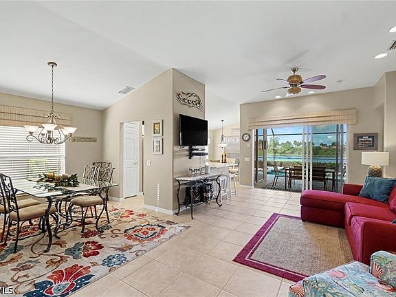 4th image of 10032 Oakhurst Way