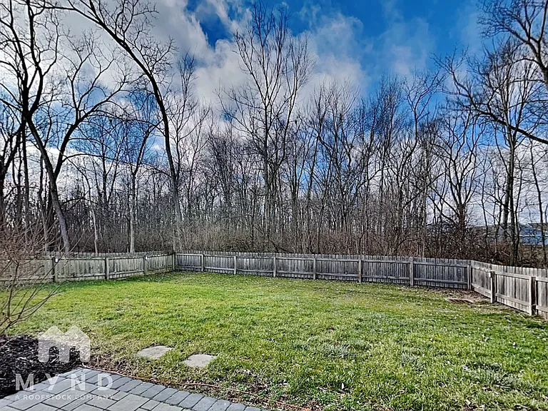 335 Cloverhill Dr — Photo 23