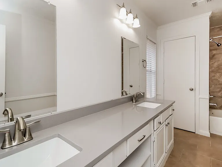 4919 Bayboro Park Dr — Photo 12