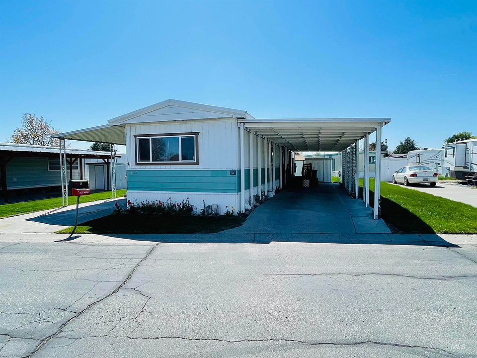 2nd image of 40 Valley Ln
