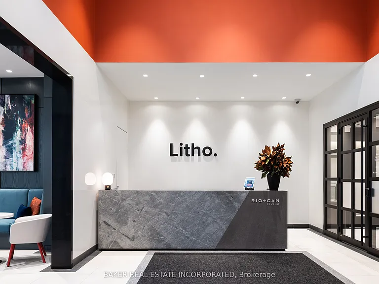 740 Dupont St #313 — Photo 14